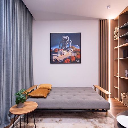 Cohost I New Basteja Life Apartments W-Garage Prkg & Self Check-In Vilnius Bagian luar foto