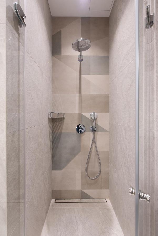 Cohost I New Basteja Life Apartments W-Garage Prkg & Self Check-In Vilnius Bagian luar foto